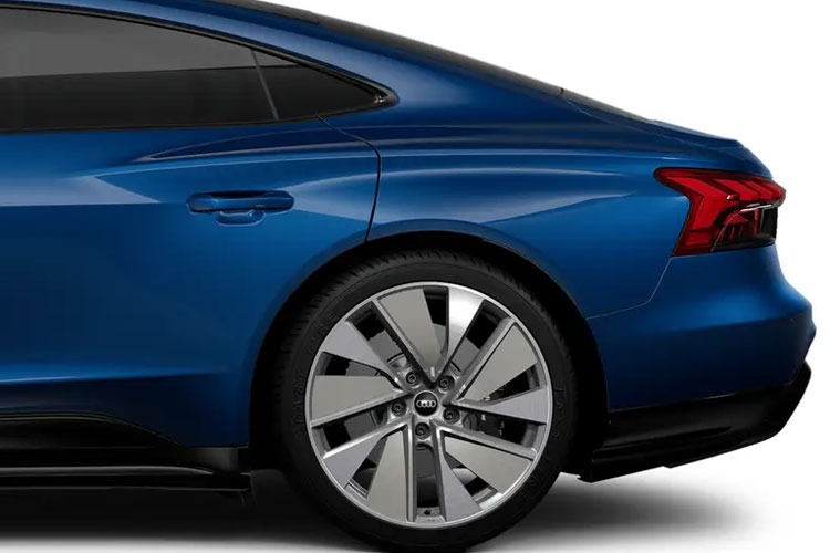 3439765 500kW 105kWh Carbon Black 4dr Auto